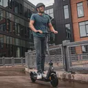 GOTRAX G6 - Image 2